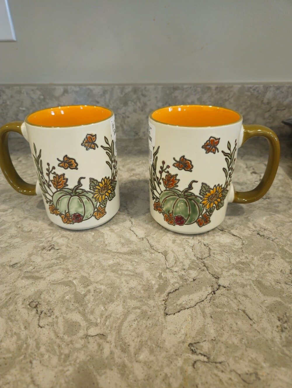 Set of 2 ELI + ANA Saddlebrook Farm Ceramic Mugs Pumpkins Fall Autumn Harvest